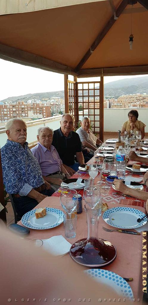 HOMMAGE A N.D. DE SANTA CRUZ A DALIAS DU 7 AU 10 JUIN 2019 (715) REPAS CHEZ ANGE AVANT LE DEPART .jpg